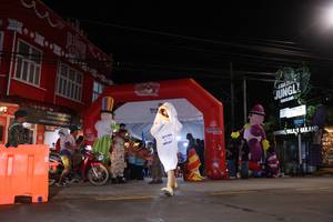 BIB: 
                            <button type="button" onclick="openModal(26225500)" class="btn btn-primary btn-sm float-right btn-popup" data-toggle="modal" data-target=".modal-high-quality">
                        <i class="fas fa-shopping-cart"></i> Add to Cart
                    </button>
                                            <button type="button" onclick="isThisMe(26225500, true)" class="btn btn-success btn-sm float-right btn-popup btn-isme hidden" data-toggle="tooltip" data-placement="bottom" title="นี่คือรูปของคุณใช่ไหม คลิกที่นี่เพื่อเอาเข้าอัลบั้ม">
                        <i class="fas fa-plus"></i> Add to album
                    </button>
                    <button type="button" onclick="isThisMe(26225500, false)" class="btn btn-warning btn-sm float-right btn-popup btn-isnotme hidden">
                        <i class="fas fa-ban"></i> Remove from album
                    </button>